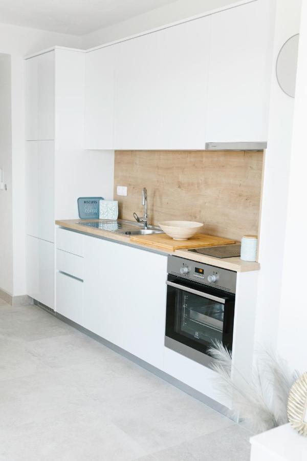 Apartmani Toma Pakoštane Esterno foto